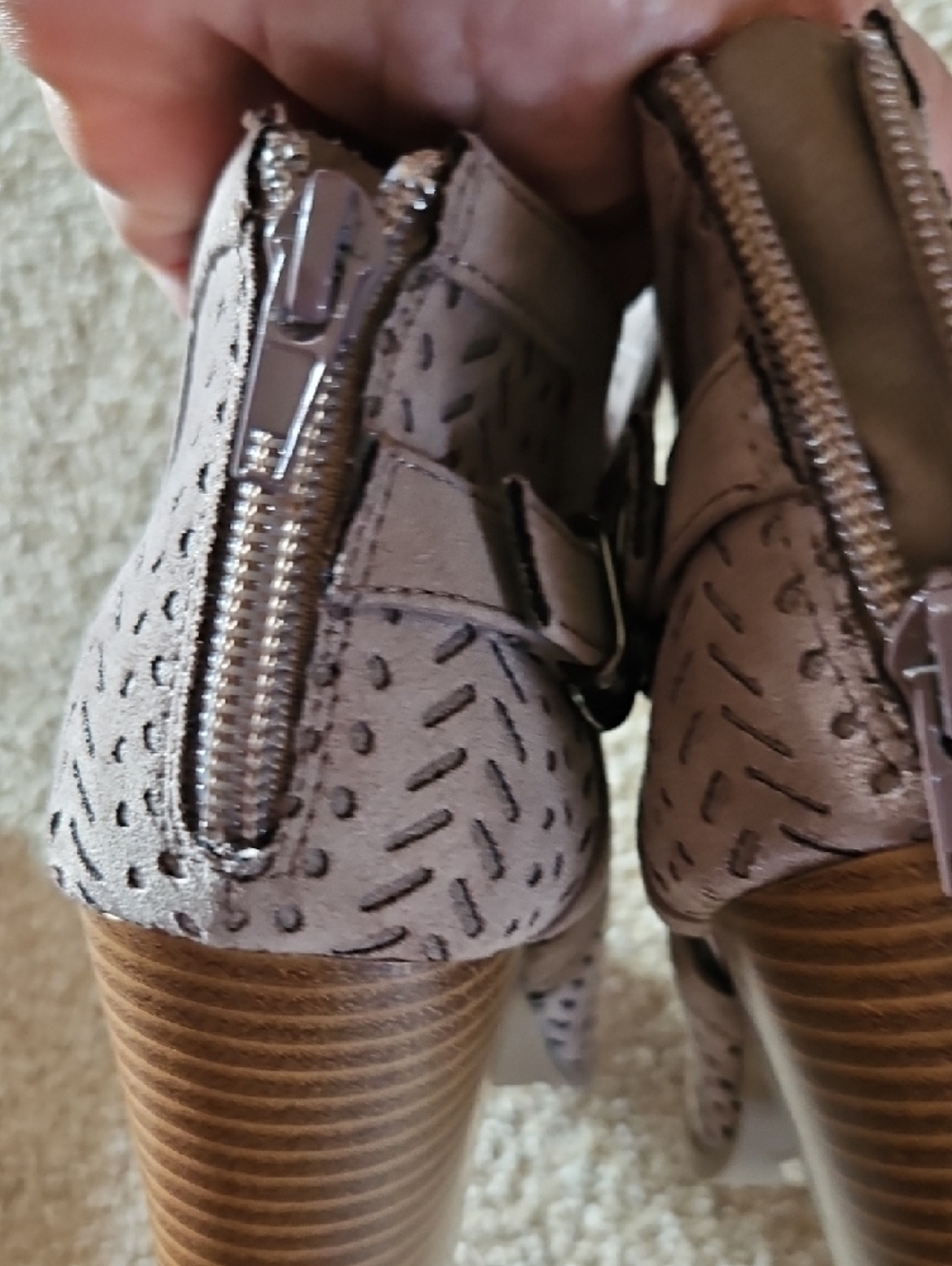Cupid Size 8.5 Taupe Perforated Peep-Toe Block Heel Sandals - Picture 7 of 12